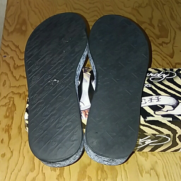 ED HARDY DESIGNS*FLIP FLOP SANDALS*SZ10 BLACK* - Picture 6 of 8